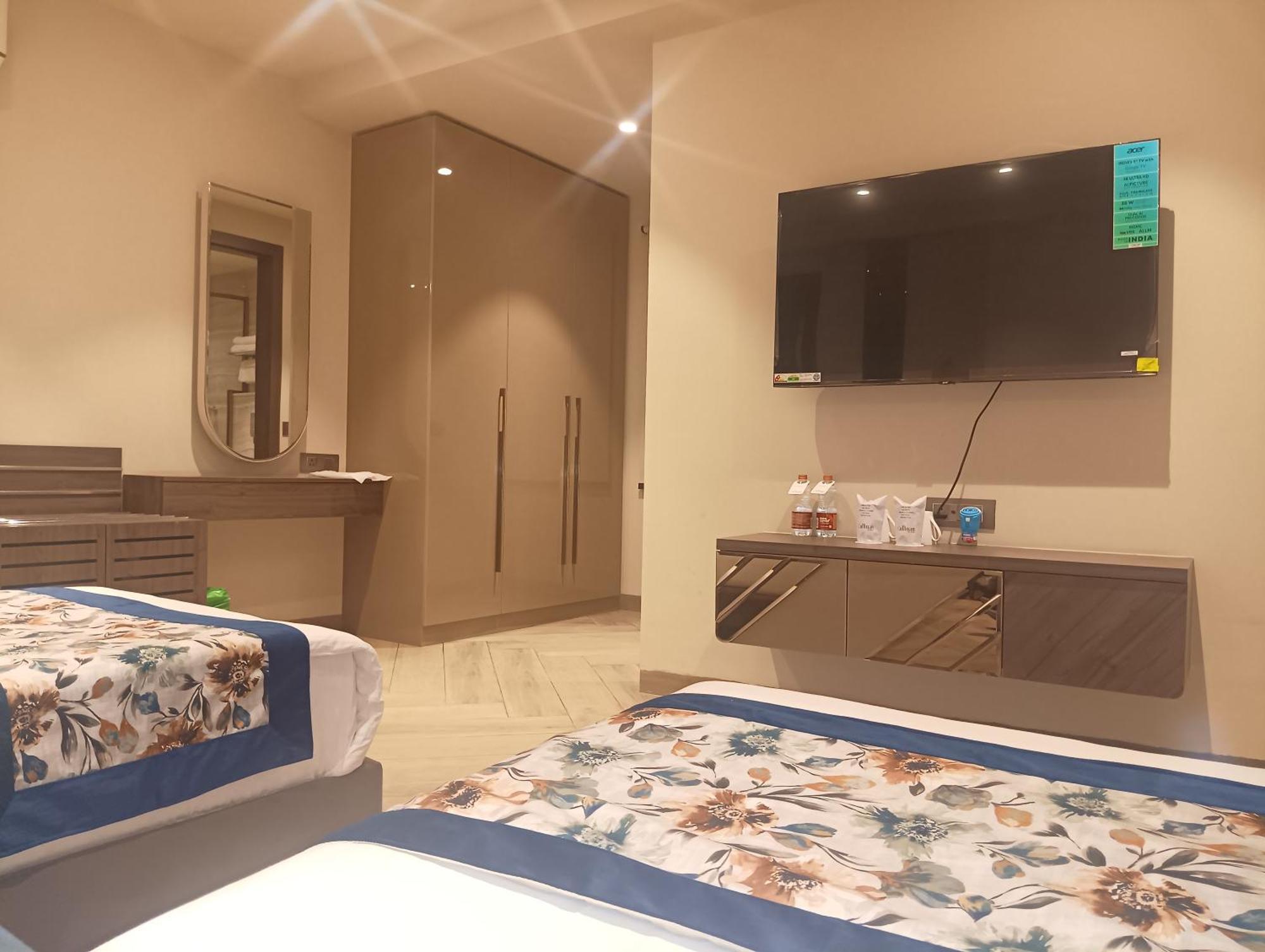 Hotel Cullinan By Qotel Janakpuri Delhi  Eksteriør billede