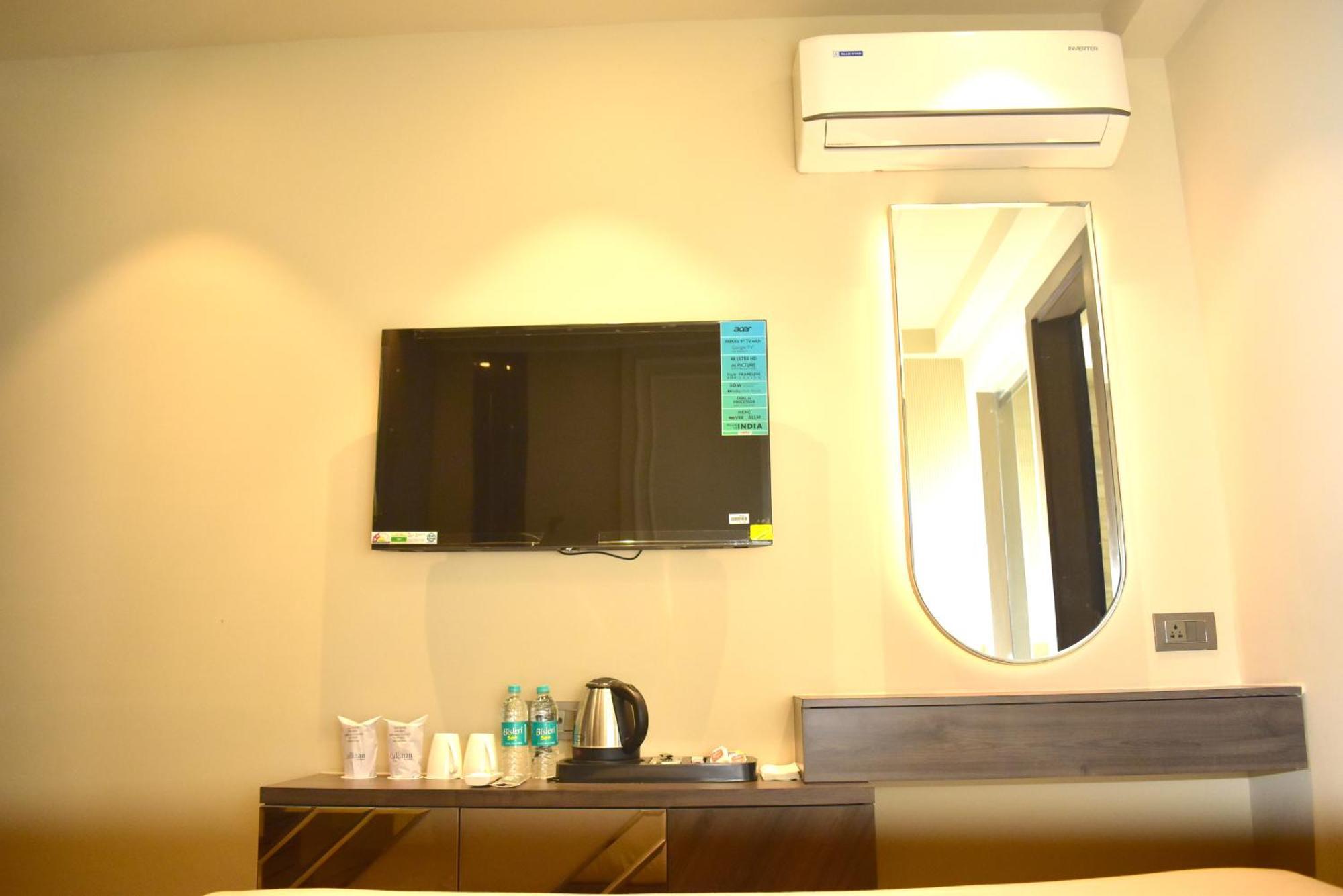 Hotel Cullinan By Qotel Janakpuri Delhi  Eksteriør billede