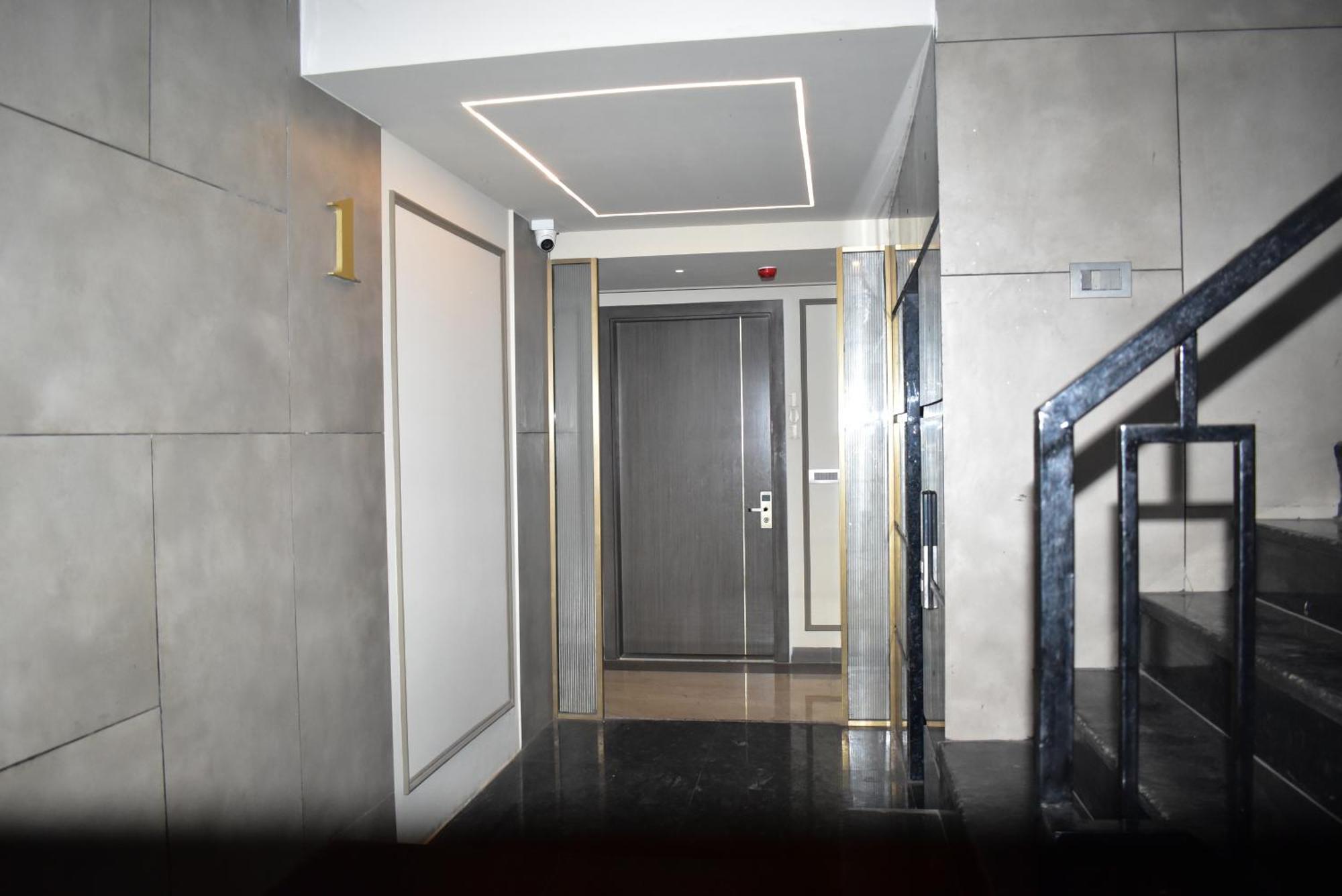 Hotel Cullinan By Qotel Janakpuri Delhi  Eksteriør billede