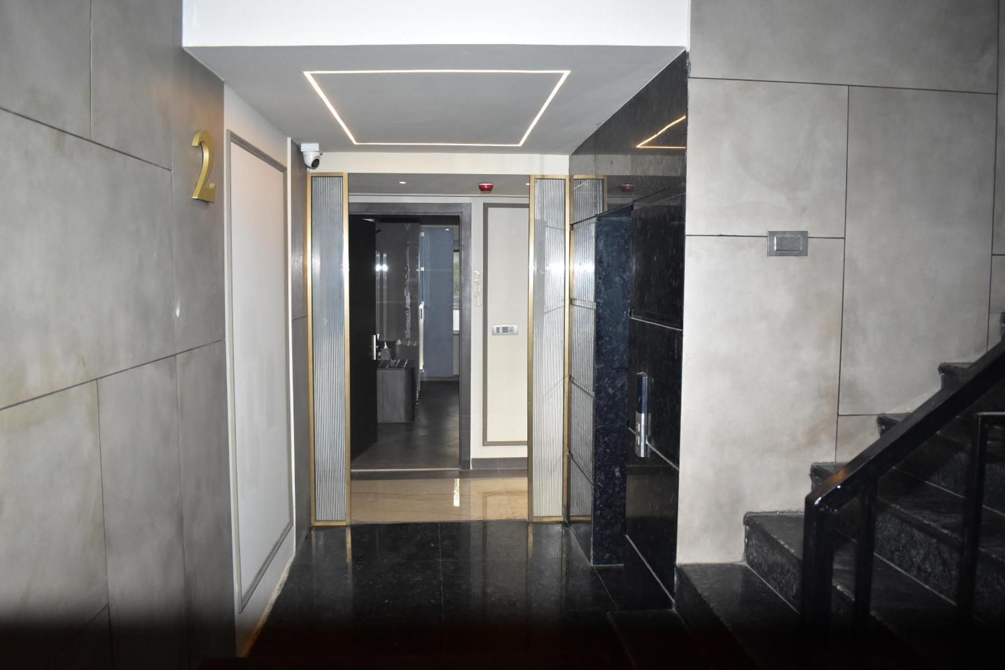 Hotel Cullinan By Qotel Janakpuri Delhi  Eksteriør billede